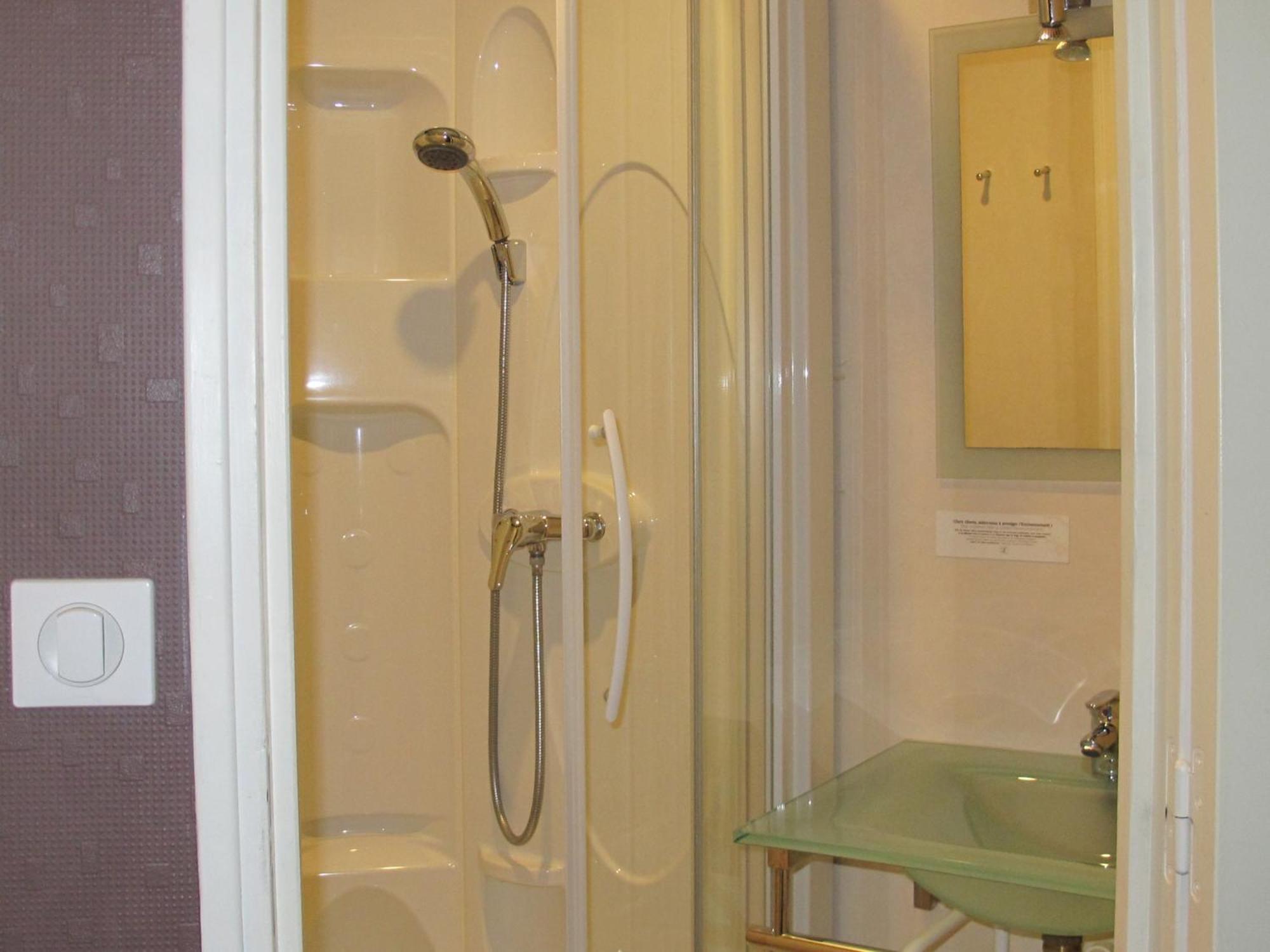 Logis Deshors-Foujanet Hotel Chamboulive Room photo